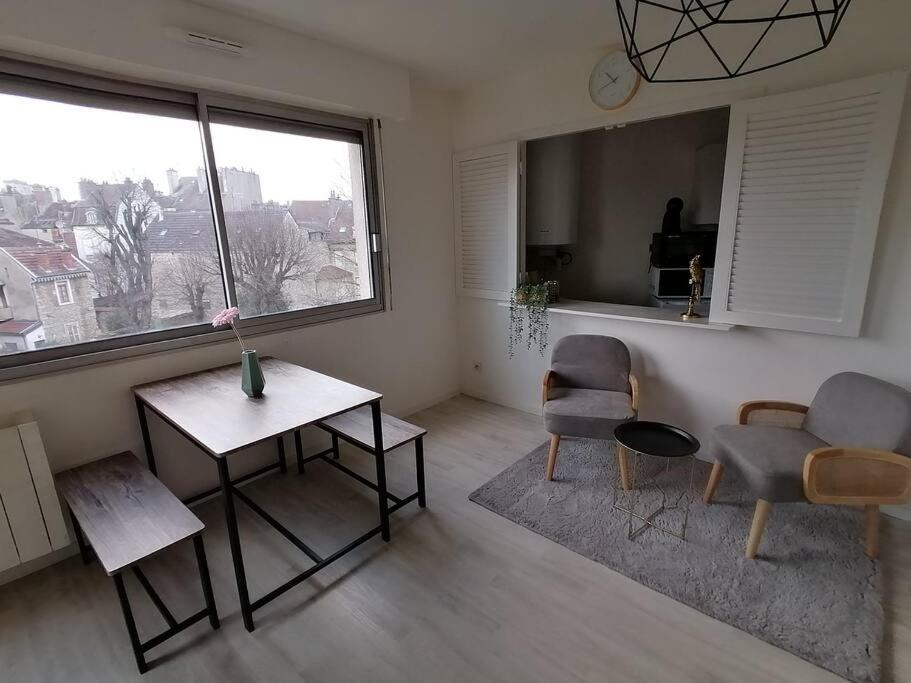 Appartement Le Tivoli - Balcon Vue Jardin à Dijon Extérieur photo